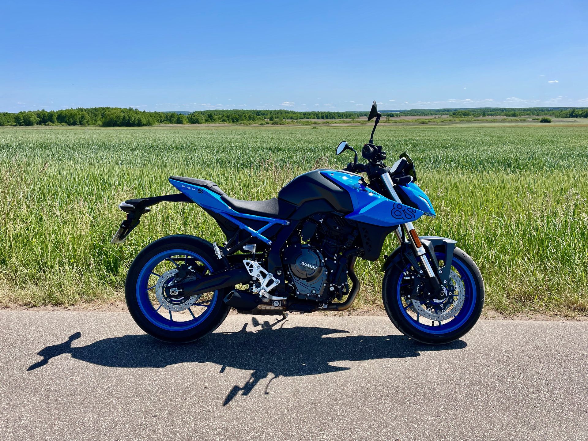Suzuki GSX-8S