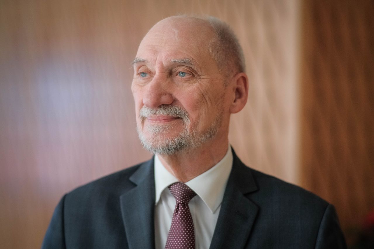 Macierewicz oskarża Sikorskiego o "zdradę narodową"