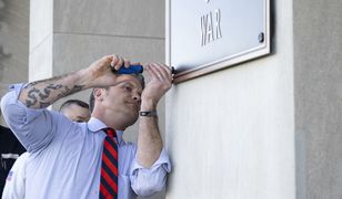 Nowe tablice na budynku Pentagonu. Koniec z resortem "obrony"