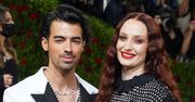 Sophie Turner URODZIŁA! Joe Jonas został ojcem PO RAZ DRUGI