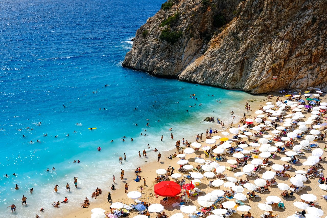 Popularny kurort w Turcji wprowadza zakaz na plażach. Będą kary