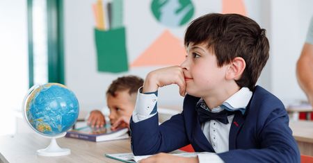 300+ na wyprawkę szkolną 2026. ZUS wypłacił już 13,4 mln zł w Małopolsce. Tysiące rodzin dostały pieniądze.