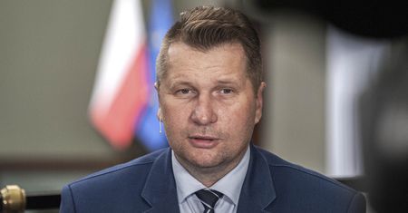 Jan Paweł II w kanonie lektur? Zapowiedź ministra edukacji