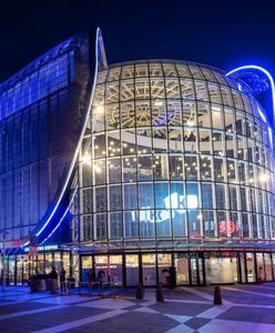 Lokale gastronomiczne zamknięte. Galeria handlowa wychodzi z nietypową ofertą pomocy