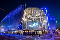 Lokale gastronomiczne zamknięte. Galeria handlowa wychodzi z nietypową ofertą pomocy