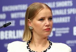 Joanna Kulig pozuje cała w Chanel. "Ten duet niestety nie gra"