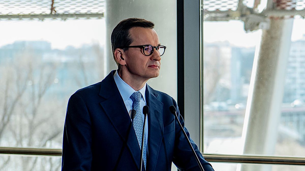 Premier Morawiecki podpisze rozporządzenie na trzy miesiące obniżające stawkę VAT na żywność