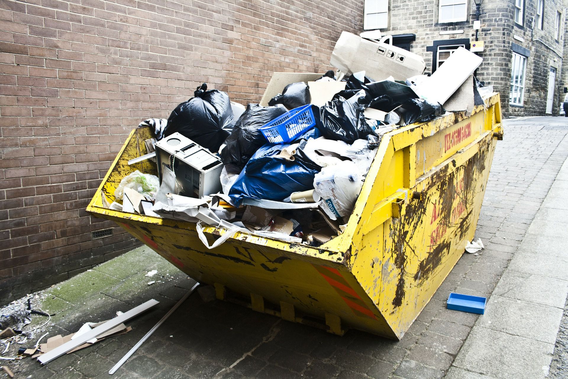Recykling po amerykańsku, czyli ekościema. Zamiast przerabiać, wysyłali śmieci na inny kontynent 4