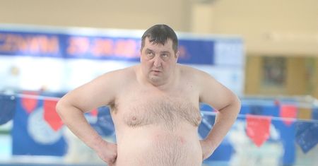 Rolnik bez żony krytykuje Komisję Europejską: "Powinna zająć się sprawami państw zachodnich! Nie może NARZUCAĆ SWOICH WYMAGAŃ!"