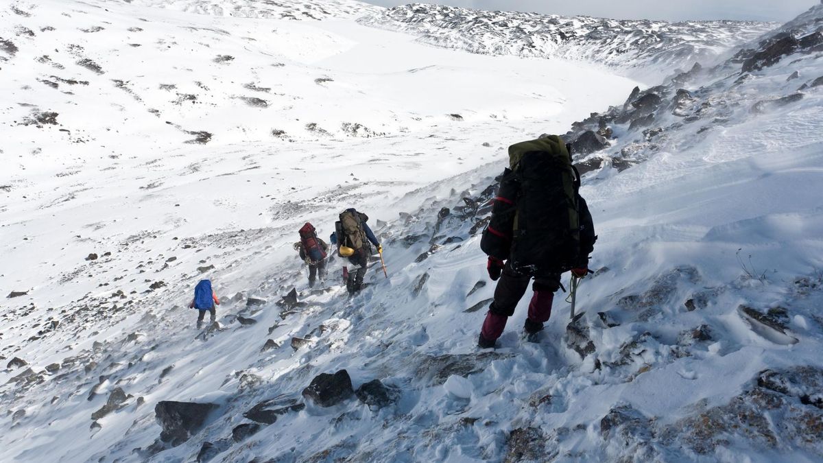 Choroba wysokościowa rozwija się na skutek stopniowego zmniejszania się ilości tlenu w powietrzu.