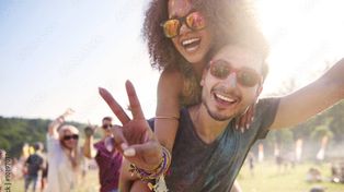 Lato rusza w Warszawie pełną parą. Pierwszy weekend wakacji wypełniony imprezami. Darmowe festiwale, garażówki i seanse filmowe