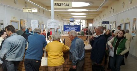Zwolnienia lekarskie. ZUS: na czele trzy województwa