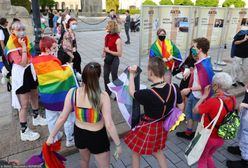 Warszawa. Grozi im po 10 tys. złotych za "Tęczowe Disco". Sanepid bada sprawę