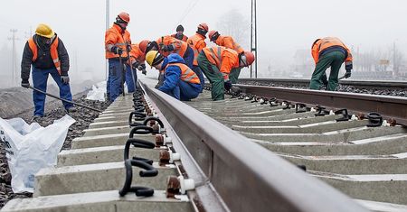 Agencja z "wielkiej trójki" podała prognozy dot. wzrostu PKB i inflacji w Polsce