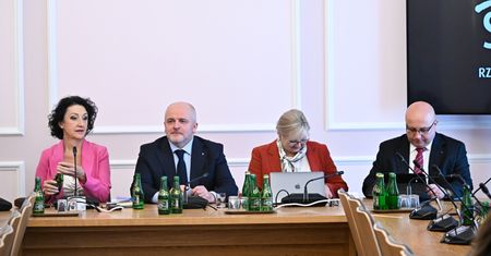 Wyszli z sali w czasie obrad. Posłowie PiS wściekli na przebieg komisji