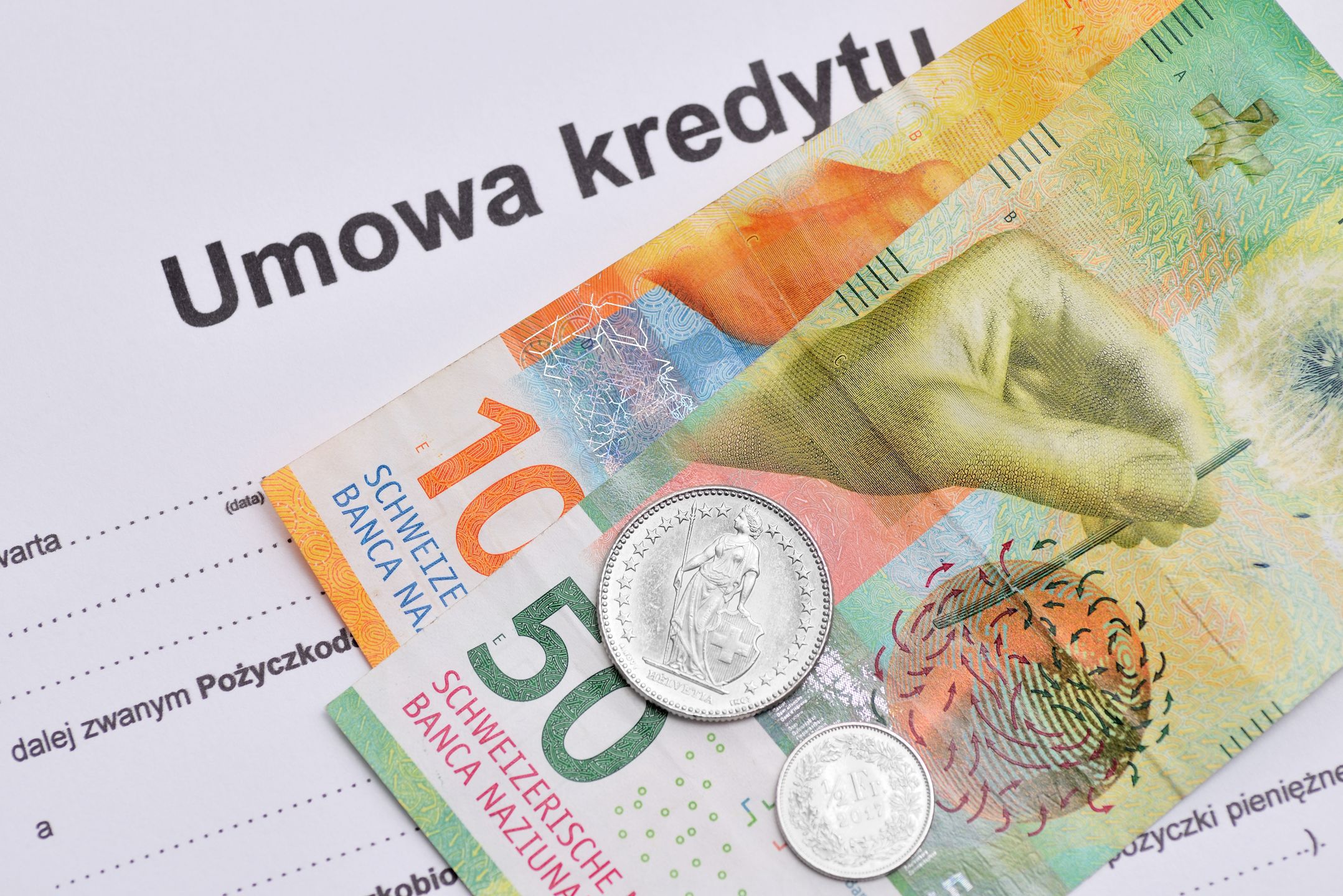 frank, frank szwajcarski, banknot, 10, moneta, bilon, waluta, bank, szwajcaria, pożyczka, kredyt, chf, kasa, frankowicze, hipoteka, mieszkanie, gotówka, biznes, finanse, euro, bogactwo, papier, bankowej, dolar, finansowy, banknoty, gospodarka, inwestycja, rynek