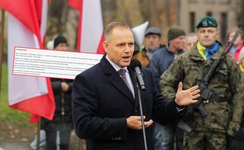 SKW odpowiada na spór o nominacje. Nawrocki ma otrzymywać informacje