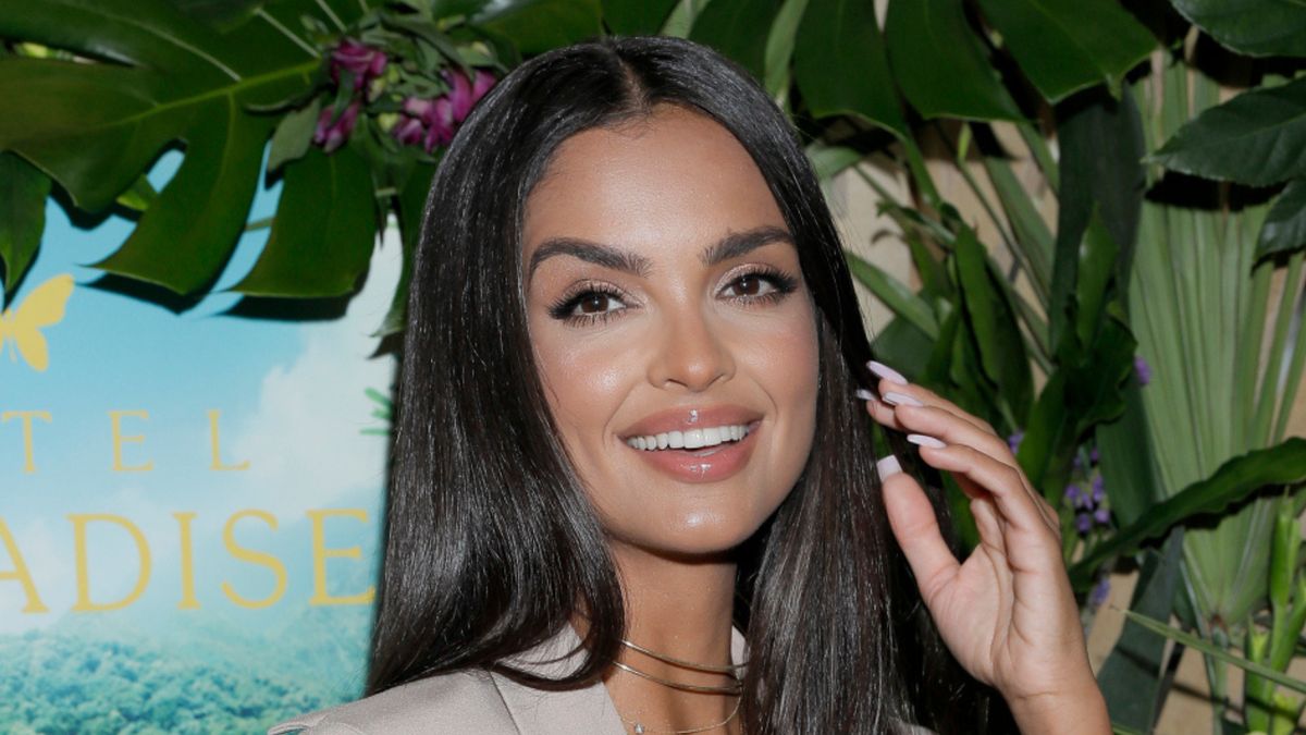 Klaudia El Dursi zachwyca w pomarańczowym bikini