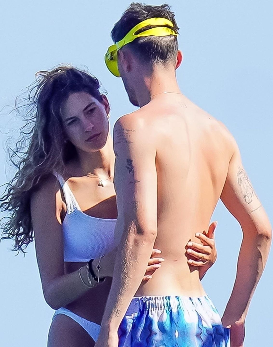 Niemiecki piłkarz odreagowuje odpadnięcie z Euro na jachcie u boku narzeczonej