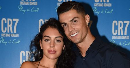 Georgina Rodriguez pokazuje córkę w markowych śpioszkach i ZDRADZA JEJ IMIĘ! (FOTO)