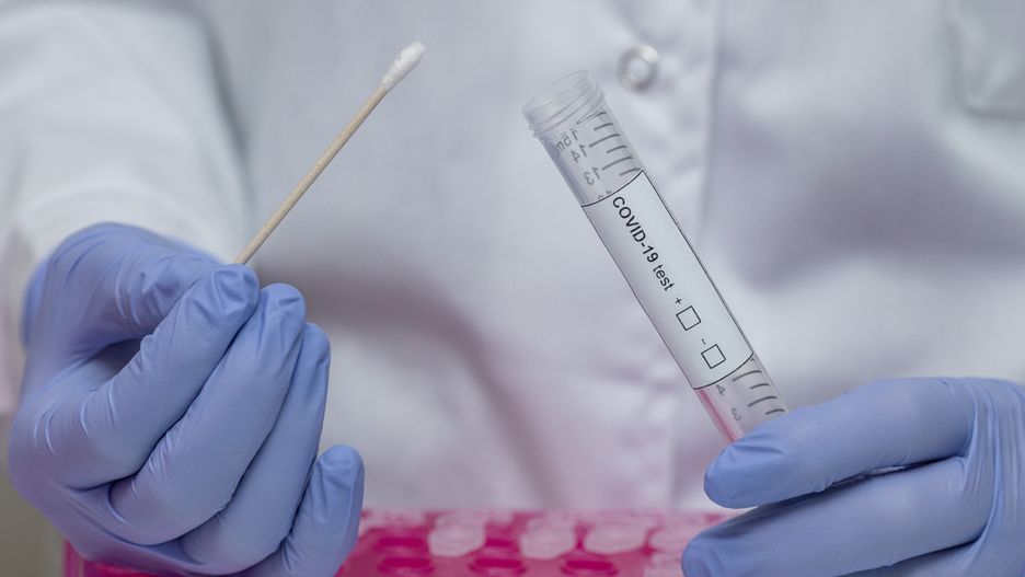 Koronawirus. Kolejny dzień z dużą liczbą zakażeń