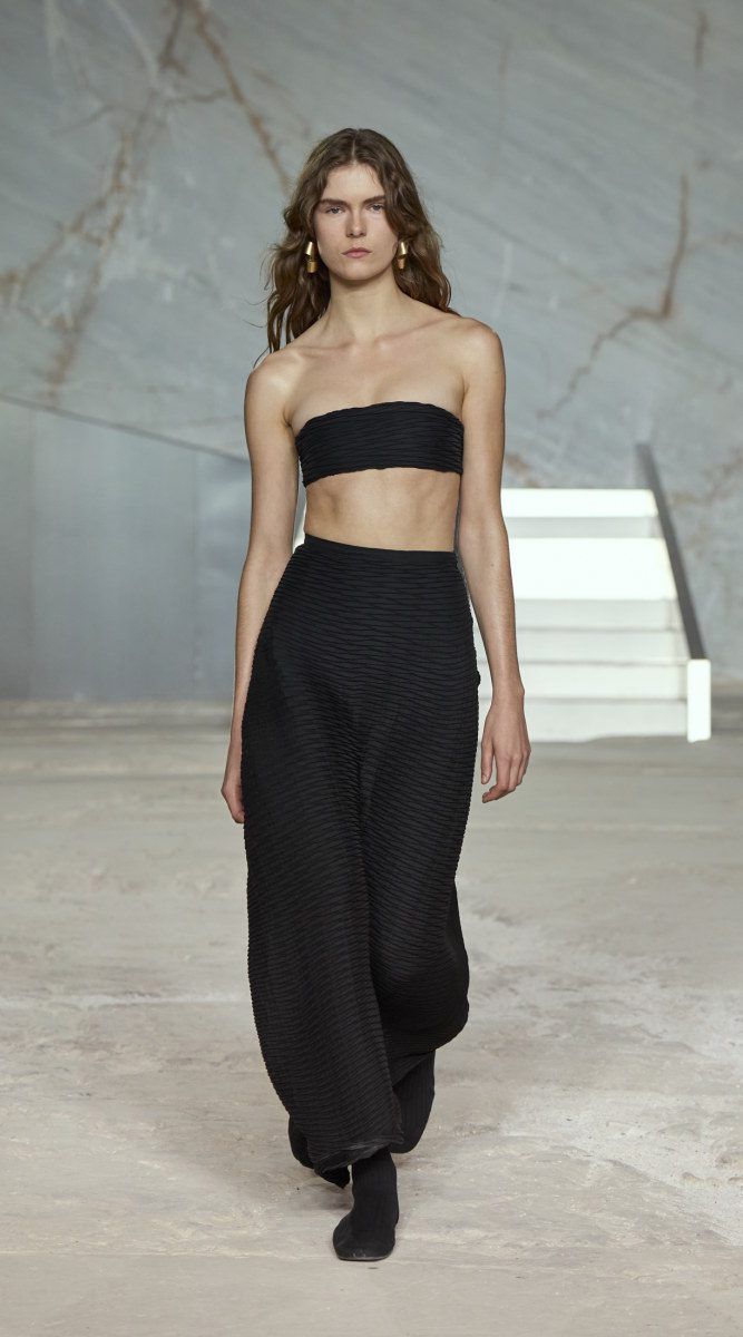 COS_S25_LOOKS_ 032