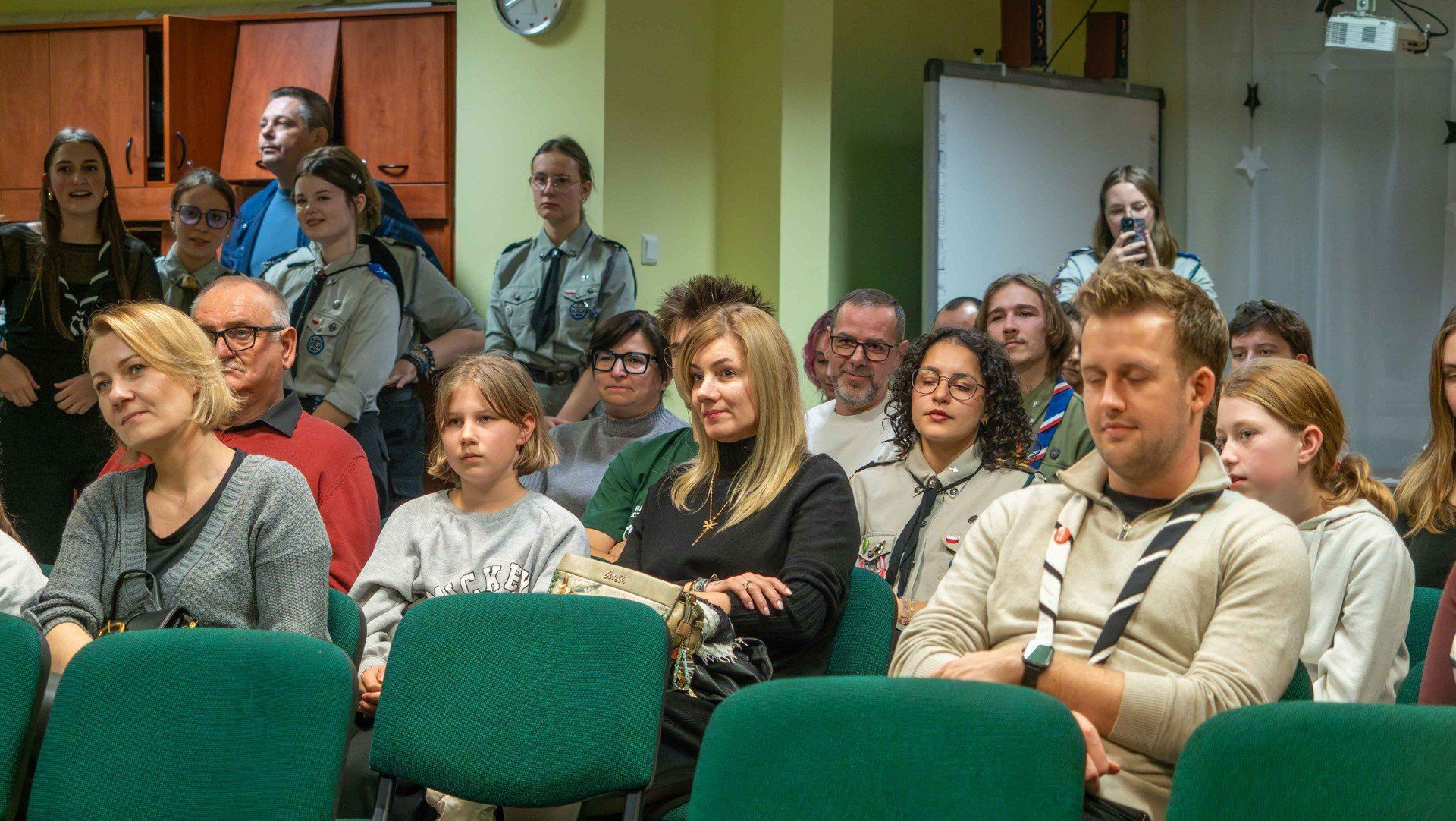 Wernisaż &#34;Zostawiam ślad, bo jestem sobą&#34; w Miejskiej Bibliotece Publicznej