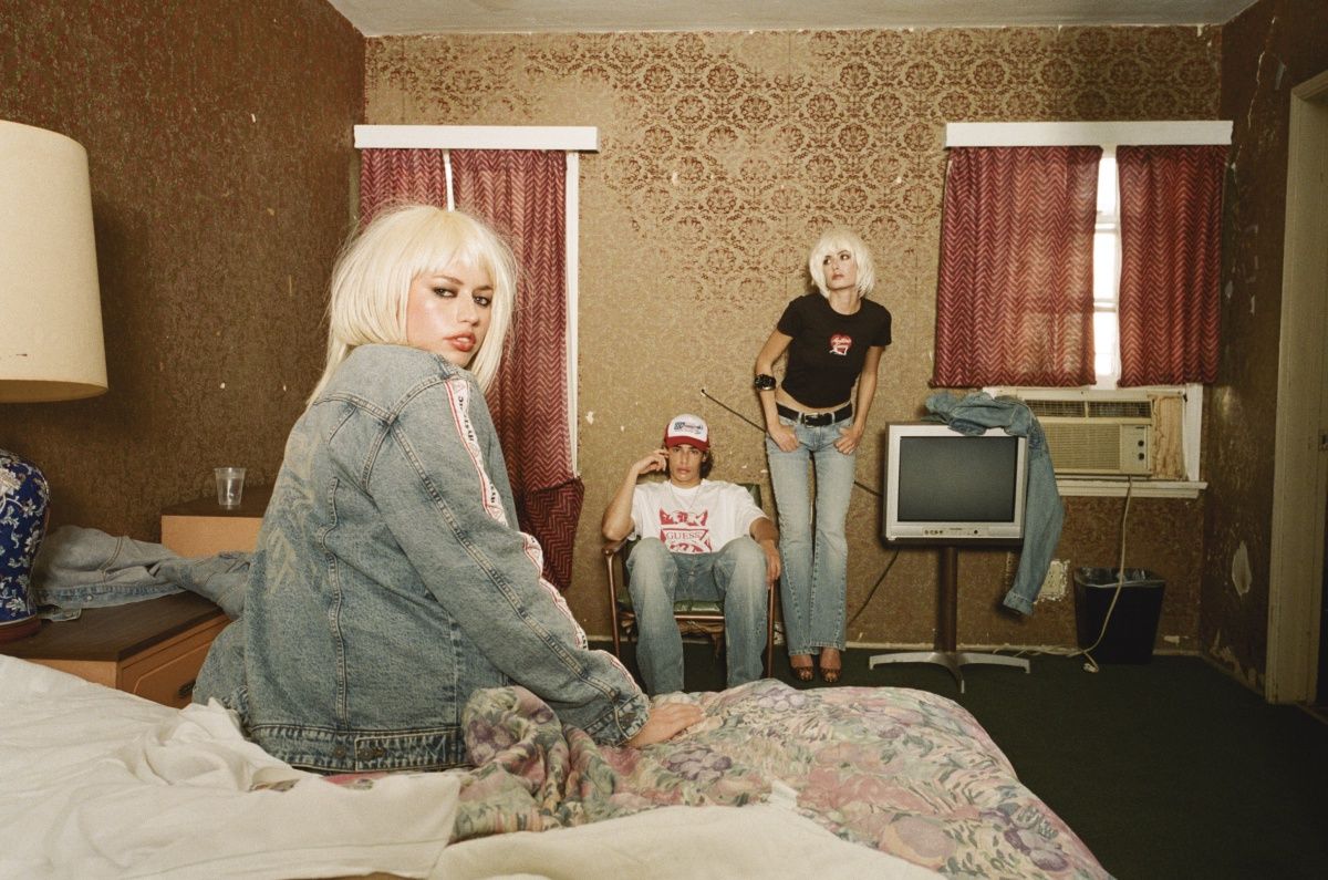 GUESS JEANS