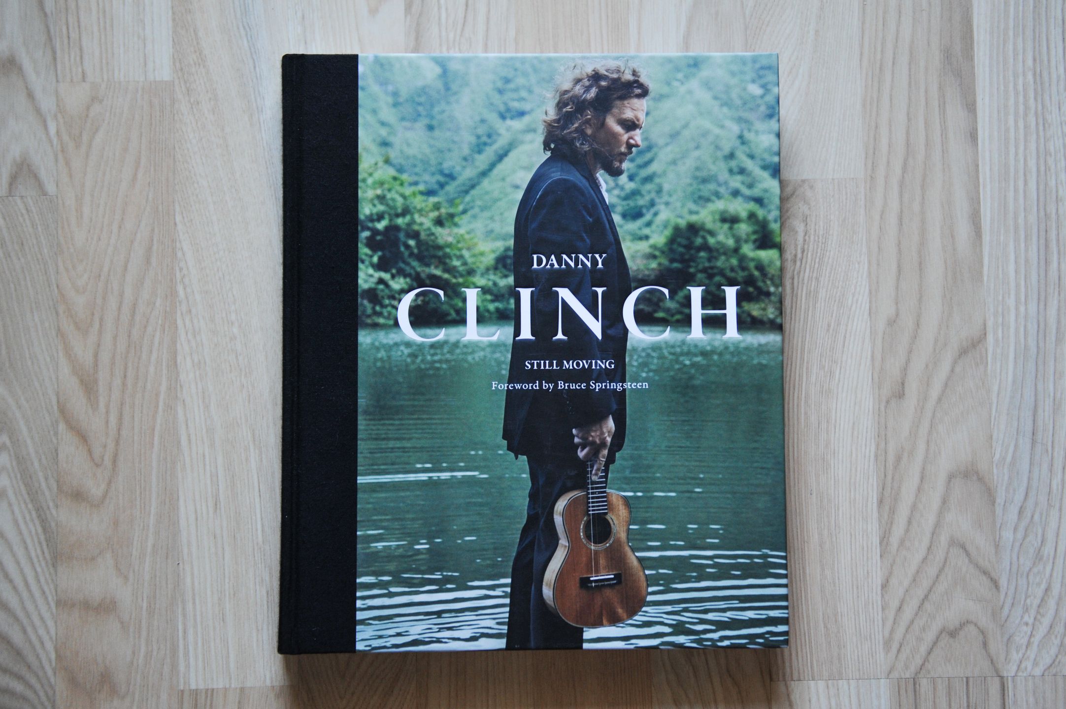 Demitologizacja idoli i fotografowanie pasji, czyli najnowszy album Danny’ego Clincha 4