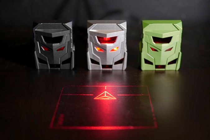 Dotykowe biurko. ODiN: pierwsza myszka z laserowego projektora 1