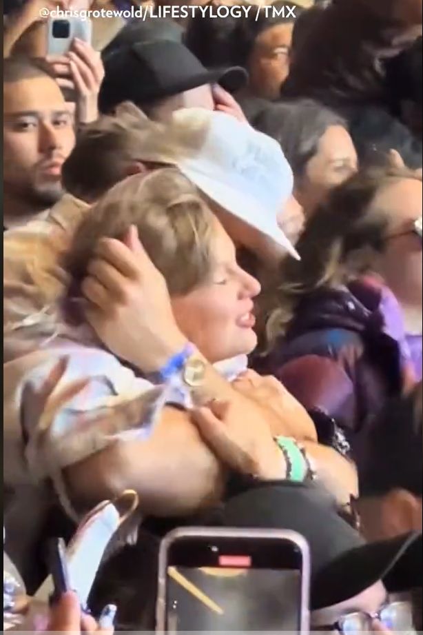 Beztroska Taylor Swift SZALEJE na Coachelli z ukochanym wśród festiwalowiczów