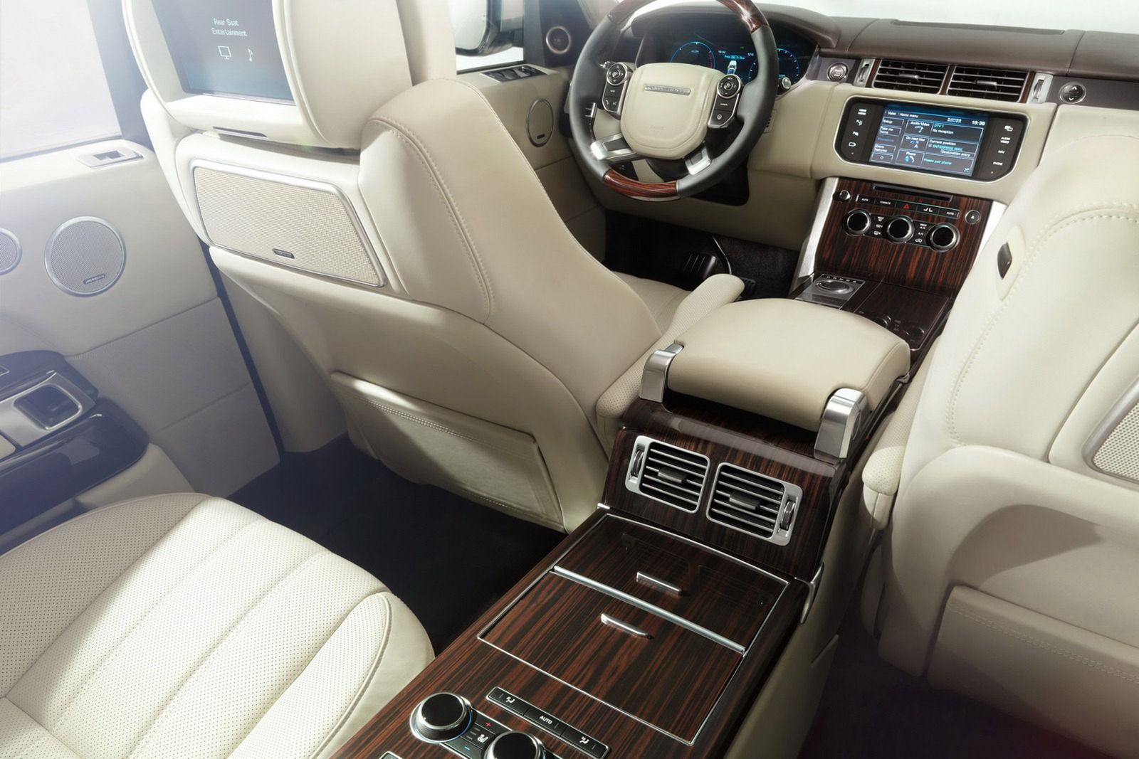 Nowy Ranger Rover (2013) w obszernej galerii 12