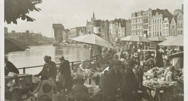Dawny Gdańsk w sieci na 3 000 zdjęć