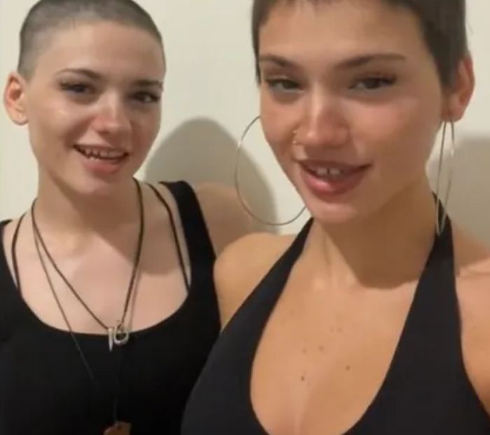 Bliźniaczki odnalazły się po 19 latach