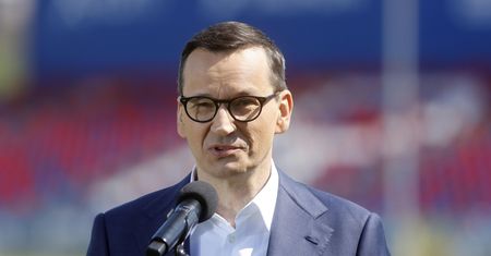 Kaczyński ogłosił zmianę wysokości 500+. Błyskawiczna reakcja Morawieckiego