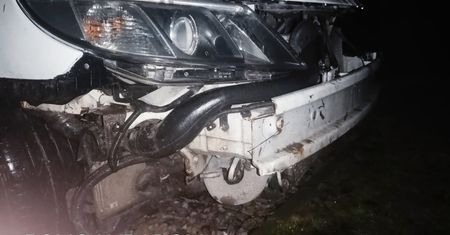 Miał pięć kolizji w kilka minut. Tłumaczył, że nie jest najlepszym kierowcą