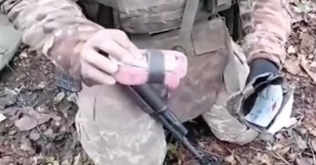 Ukrainiec pokazał apteczkę zmobilizowanego. "Sprzęt jak w 1941 roku"