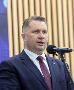 Znów kontrowersje w nowym podręczniku do HiT. Sprawdziliśmy, co trafi do szkół