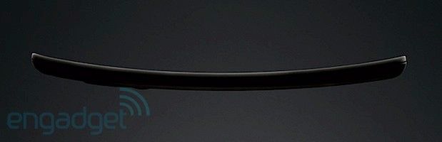 LG G Flex (fot. engadget.com)