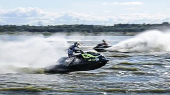 Grand Prix International Jetski 2025 na Jeziorem Nyskim. W sobotę ruszają międzynarodowe zawody skuterów wodnych