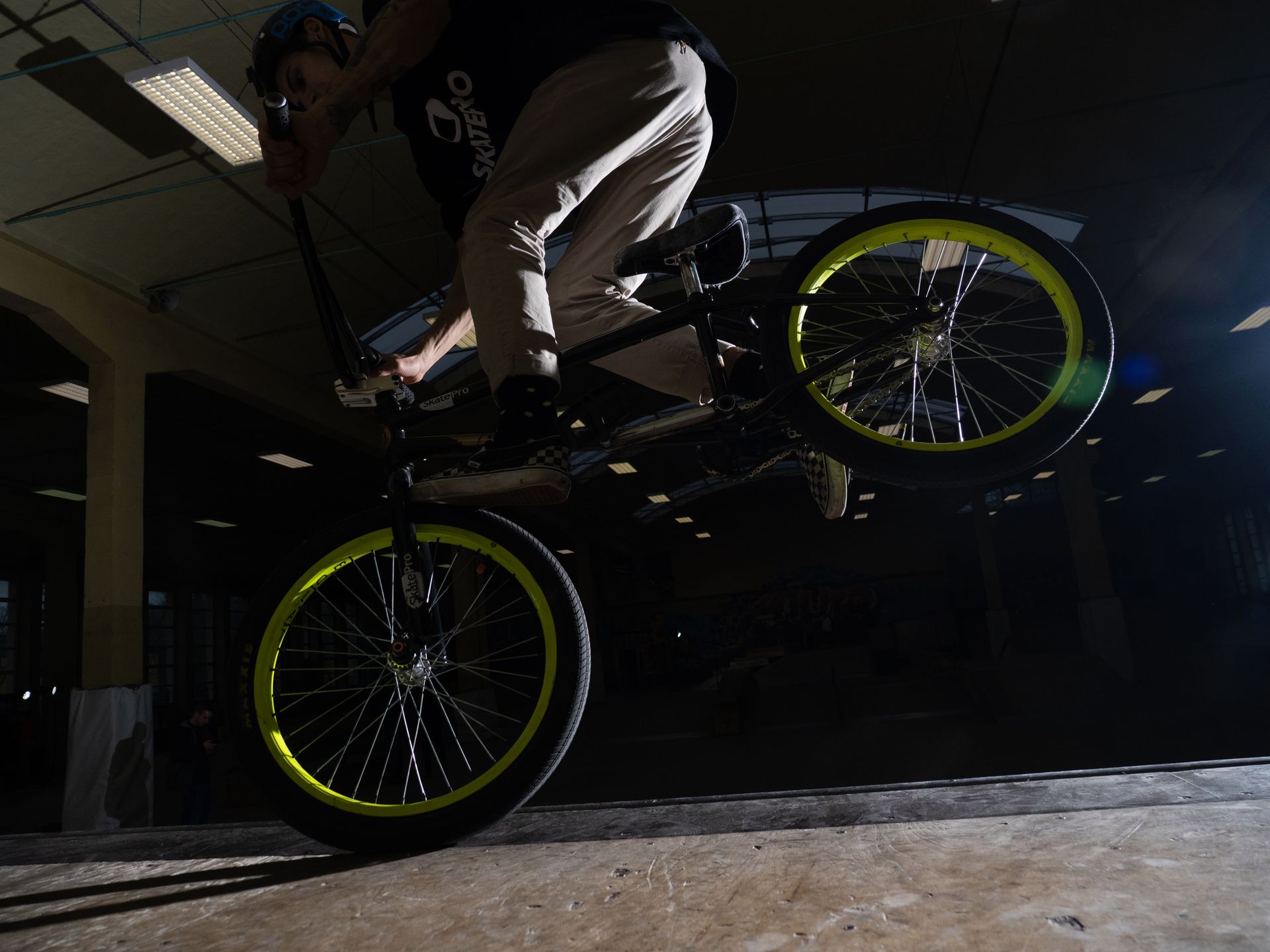 Olympus OM-D E-M1X w skateparku - prezentacja i zdjęcia przykładowe 1