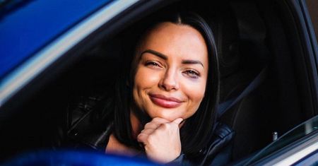 Ale cacko! Taką furą wozi się Kamila "Kamiszka" Wybrańczyk