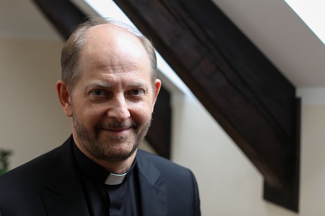 O. Leszek Gęsiak SJ – nowy rzeczniki Konferencji Episkopatu Polski  (episkopat.pl)