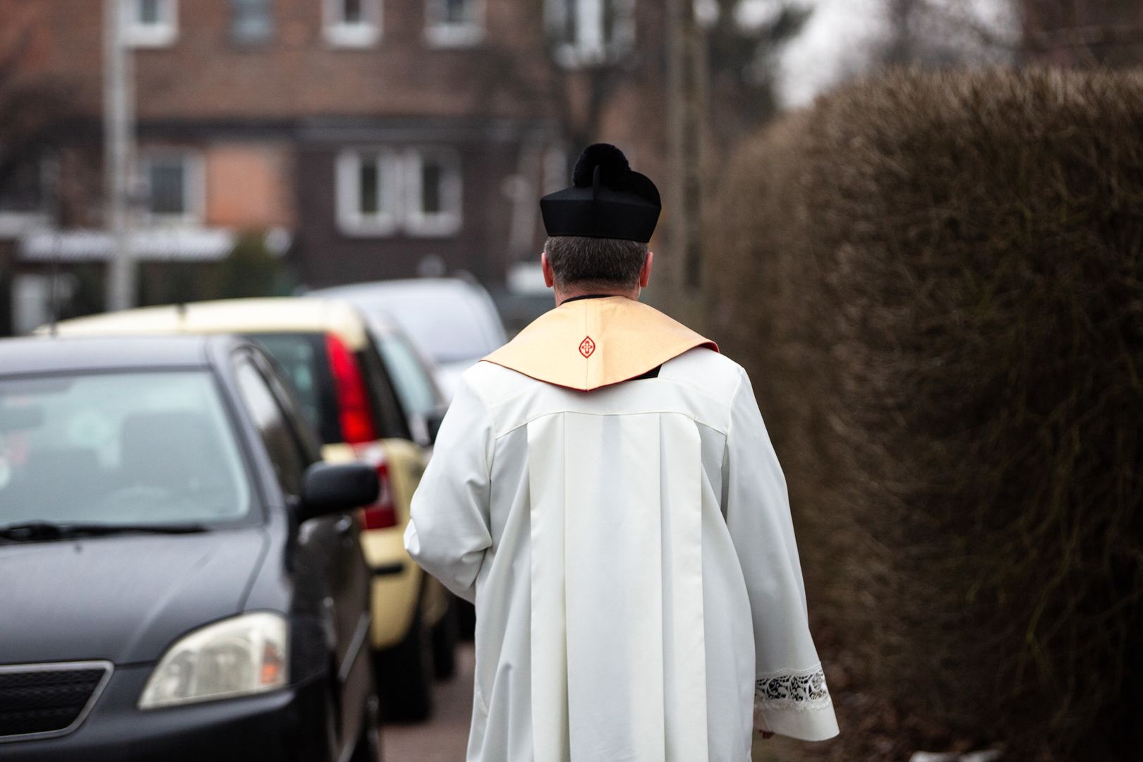 Nie czekali na koperty. Zrobili to podczas kolędy