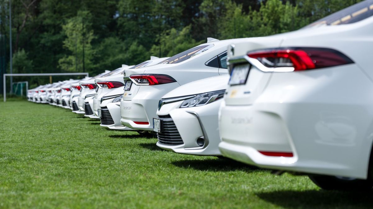 Dziś w pewnym sensie można jeździć autem "za darmo". Kupisz i sprzedasz bez straty po dwóch-trzech latach