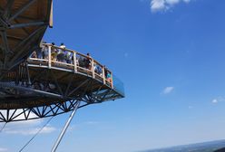 Świeradów-Zdrój. Wielki sukces Sky Walk. Pierwszy weekend przyciągnął tłumy