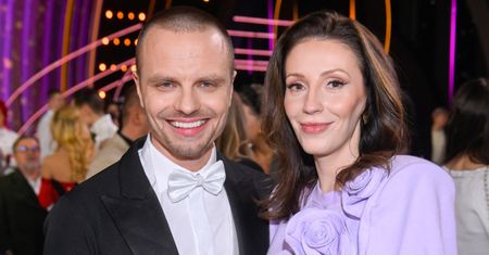 Marcin Hakiel i Dominika mają KOLEJNY wspólny tatuaż. Internauci już wiedzą, co oznacza... (FOTO)
