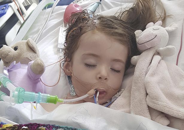 Allie trafiła do szpitala po powrocie z wakacji w Turcji