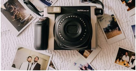 Na nasz rynek wchodzą wkłady Instax Wide Monochrome