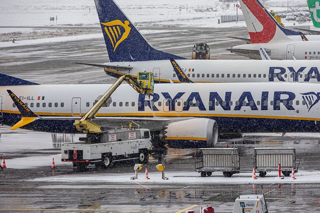 Ryanair tnie siatkę w Europie. Wychodzi z 4 lotnisk i ogranicza część połączeń